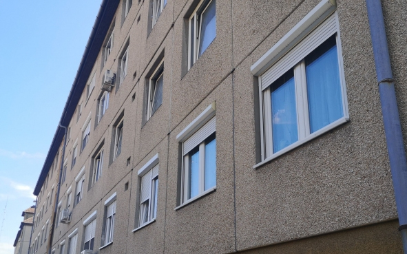 Ingatlan.com: negyvenszeres az árkülönbség a legdrágább és a legolcsóbb panellakás között