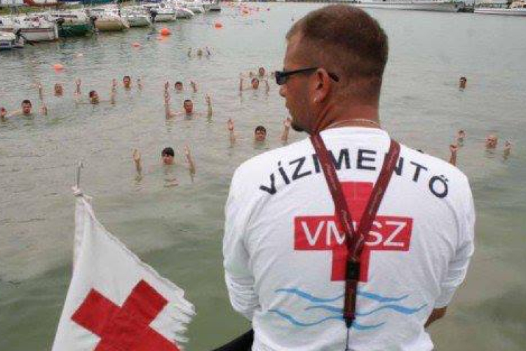 Kevesebb mentésre volt szükség a Balatonnál