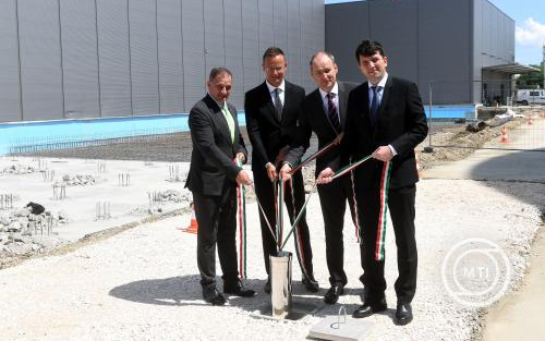 Szijjártó Péter: Magyarország nagyot lépett előre az élelmiszer-önellátás terén