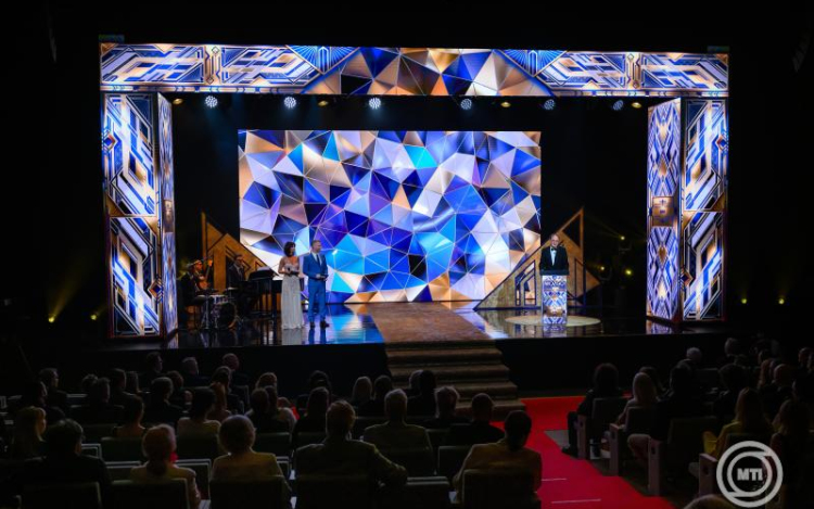 Heten vehettek át életműdíjakat a Magyar Mozgókép Fesztiválon