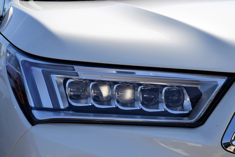 Tovább zsugorodott az európai autópiac