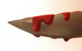 Kést rántott a férfi a kocsmában