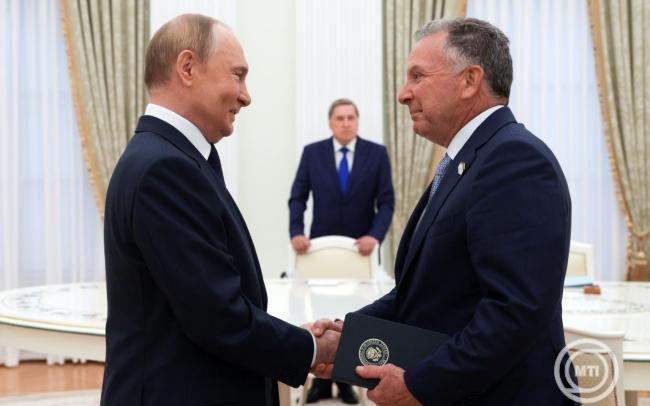 Fogadta az amerikai elnök különmegbízottját Vlagyimir Putyin
